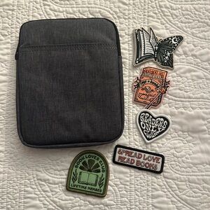 Ⓜ️SOLDⓂ️Dark Gray Tablet Sleeve with Book Patches
